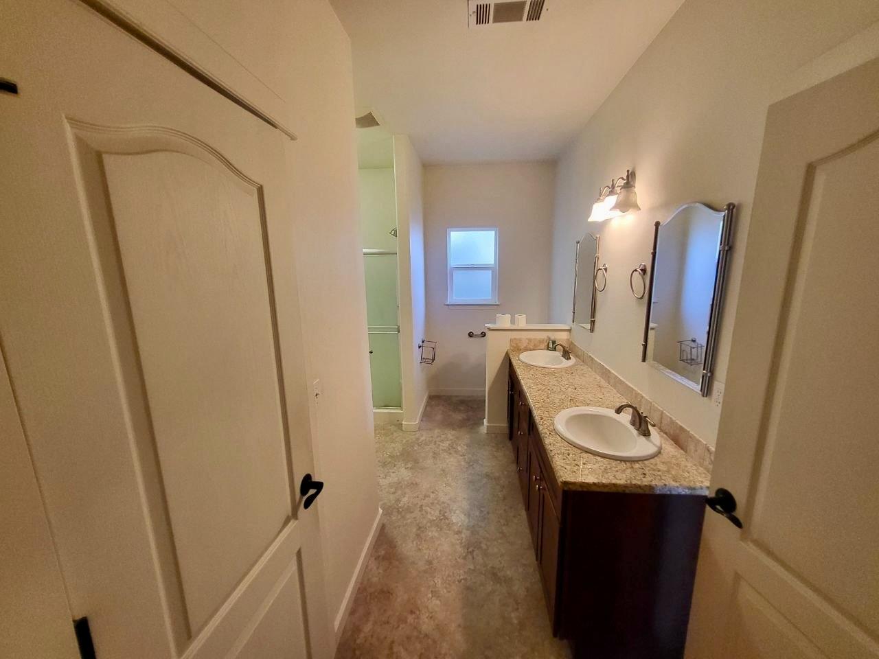 479 Kendall Ct, Out Of Area, CA 95540