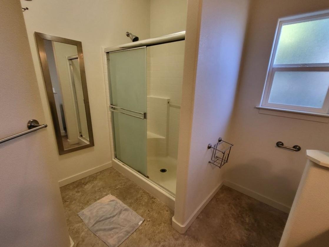 479 Kendall Ct, Out Of Area, CA 95540