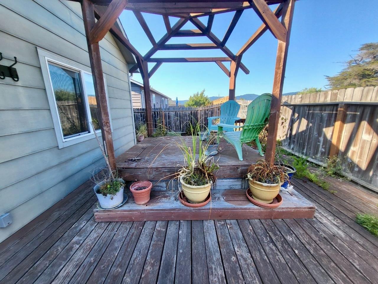 479 Kendall Ct, Out Of Area, CA 95540