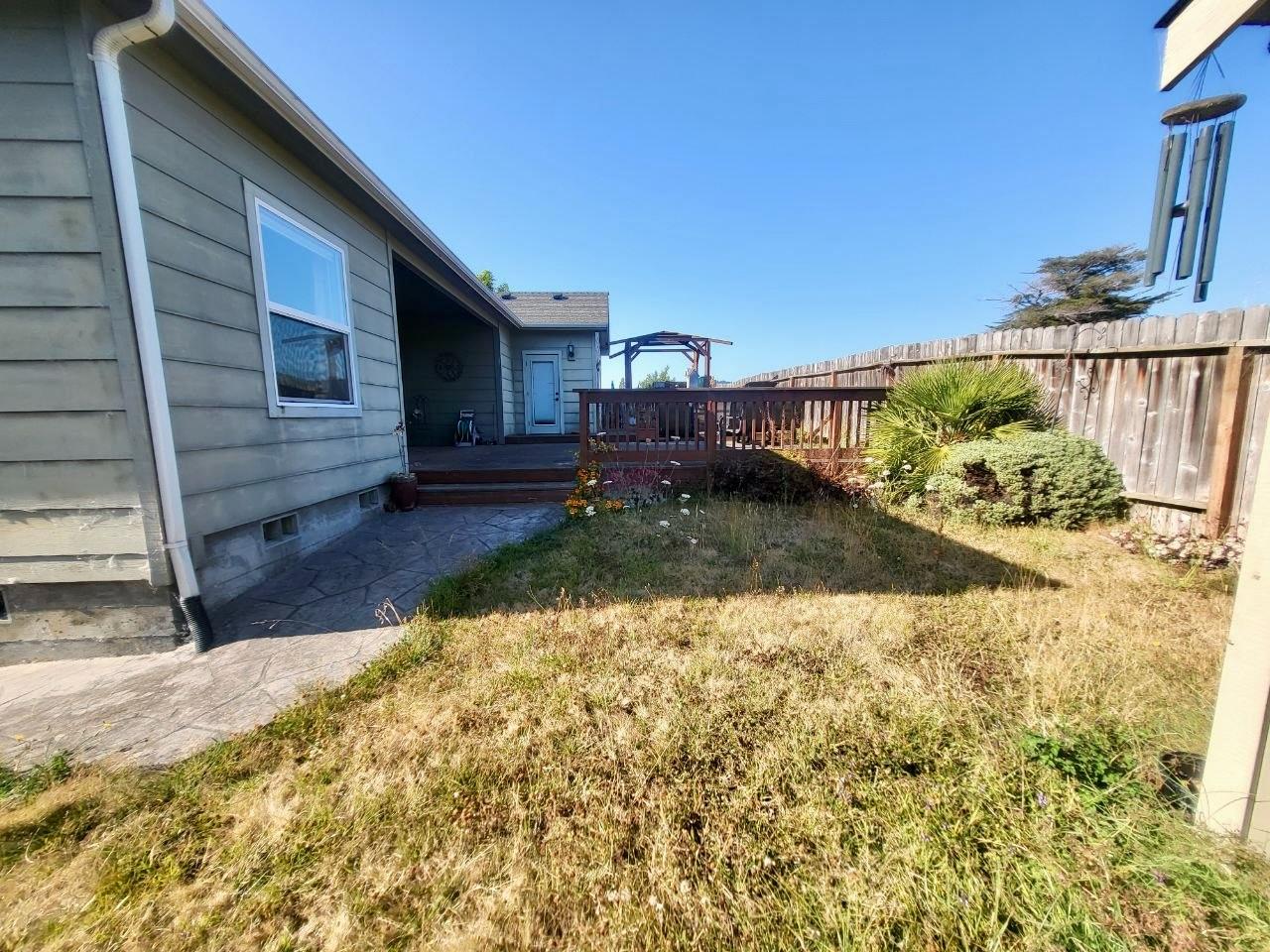 479 Kendall Ct, Out Of Area, CA 95540