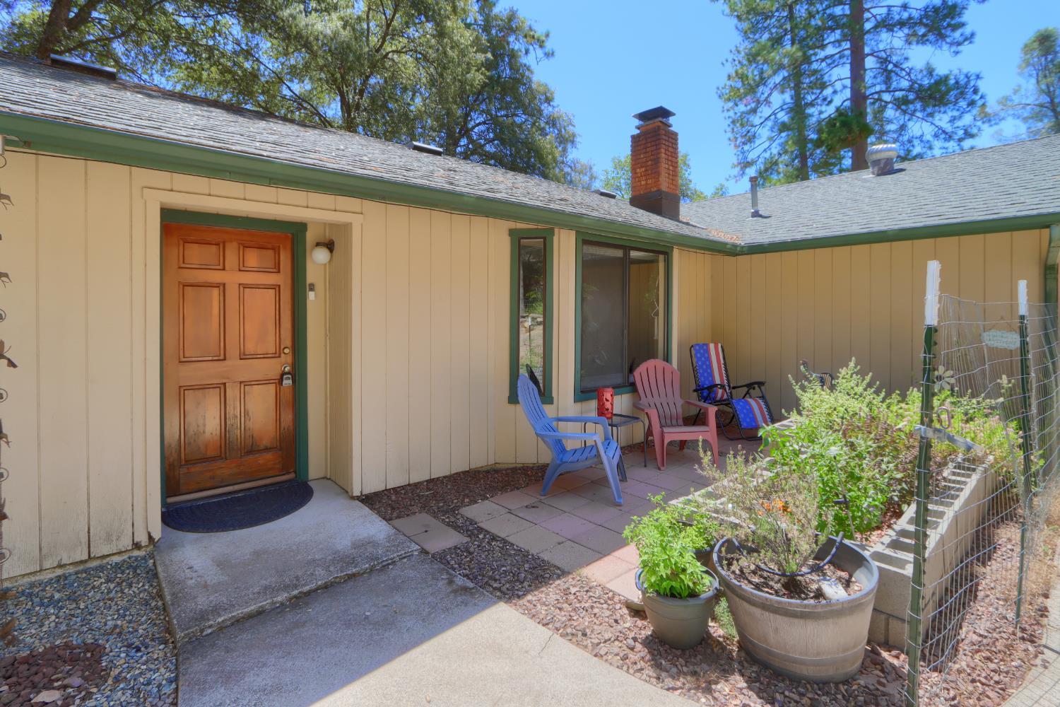 4965 Moss Creek Ln, Mariposa, CA 95338