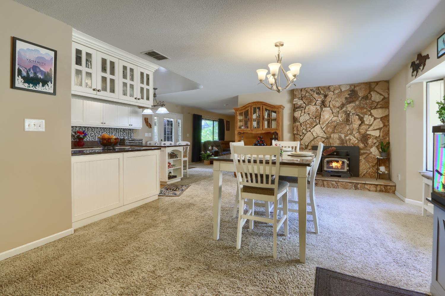 4965 Moss Creek Ln, Mariposa, CA 95338