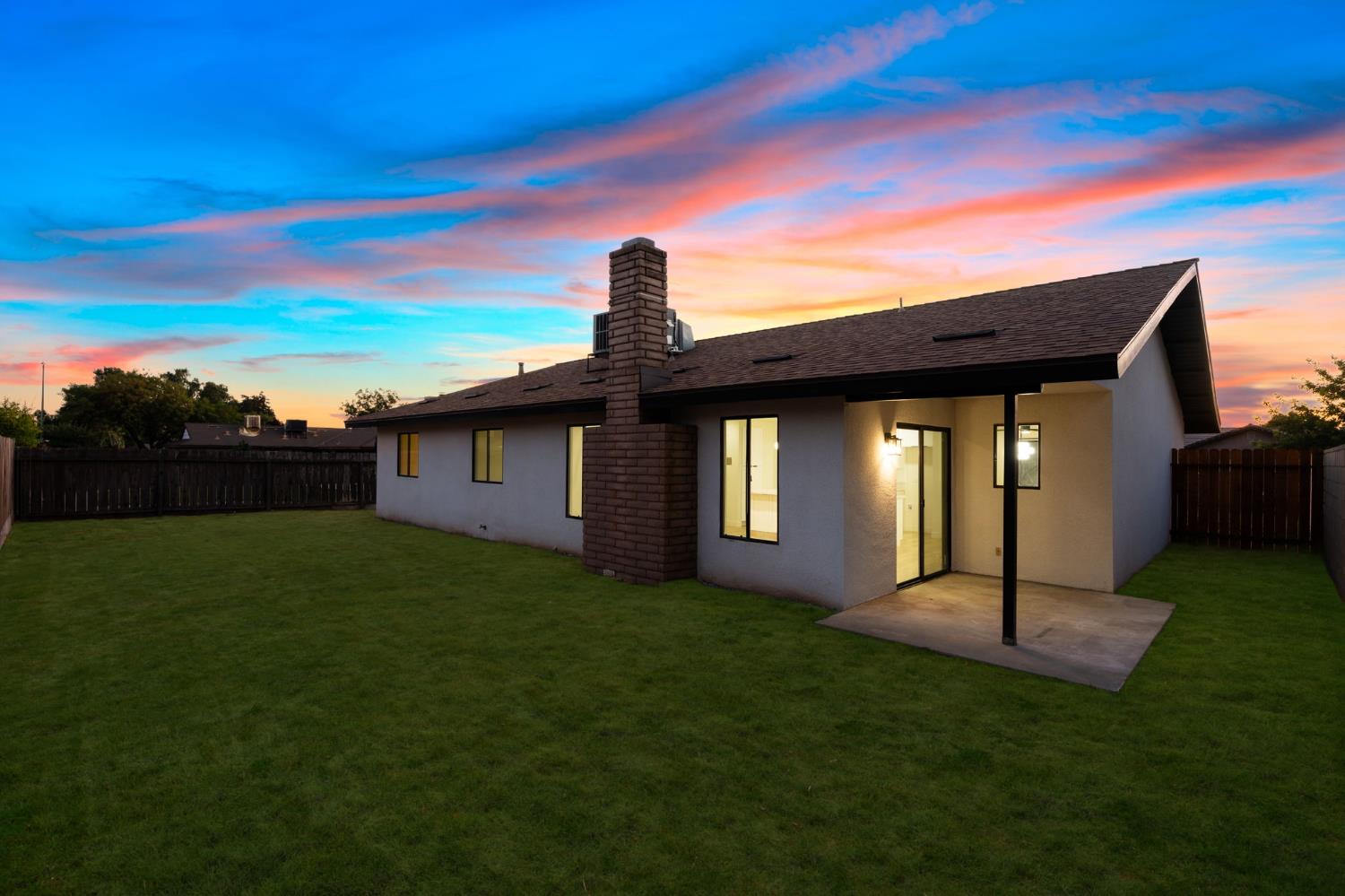 5408 N Salinas Ave, Fresno, CA 93722