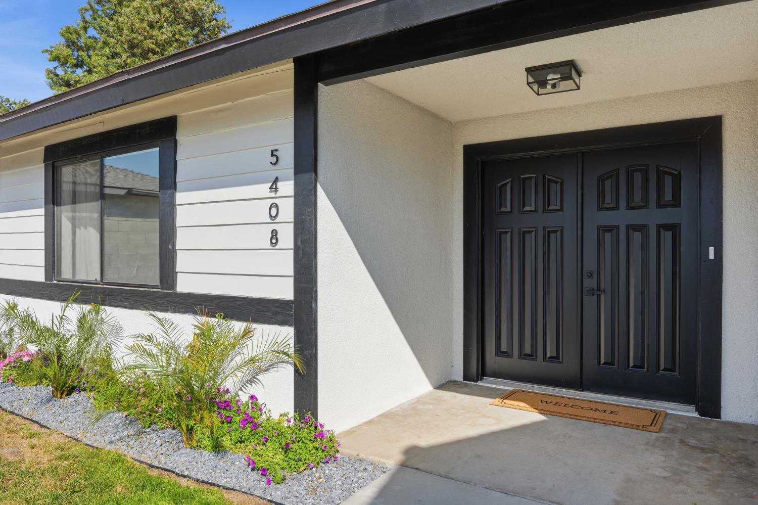 5408 N Salinas Ave, Fresno, CA 93722