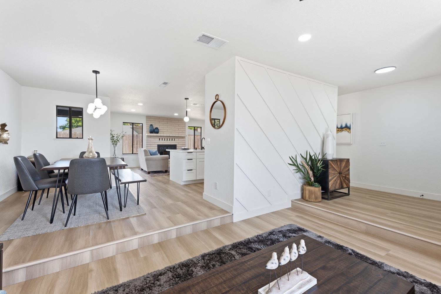 5408 N Salinas Ave, Fresno, CA 93722