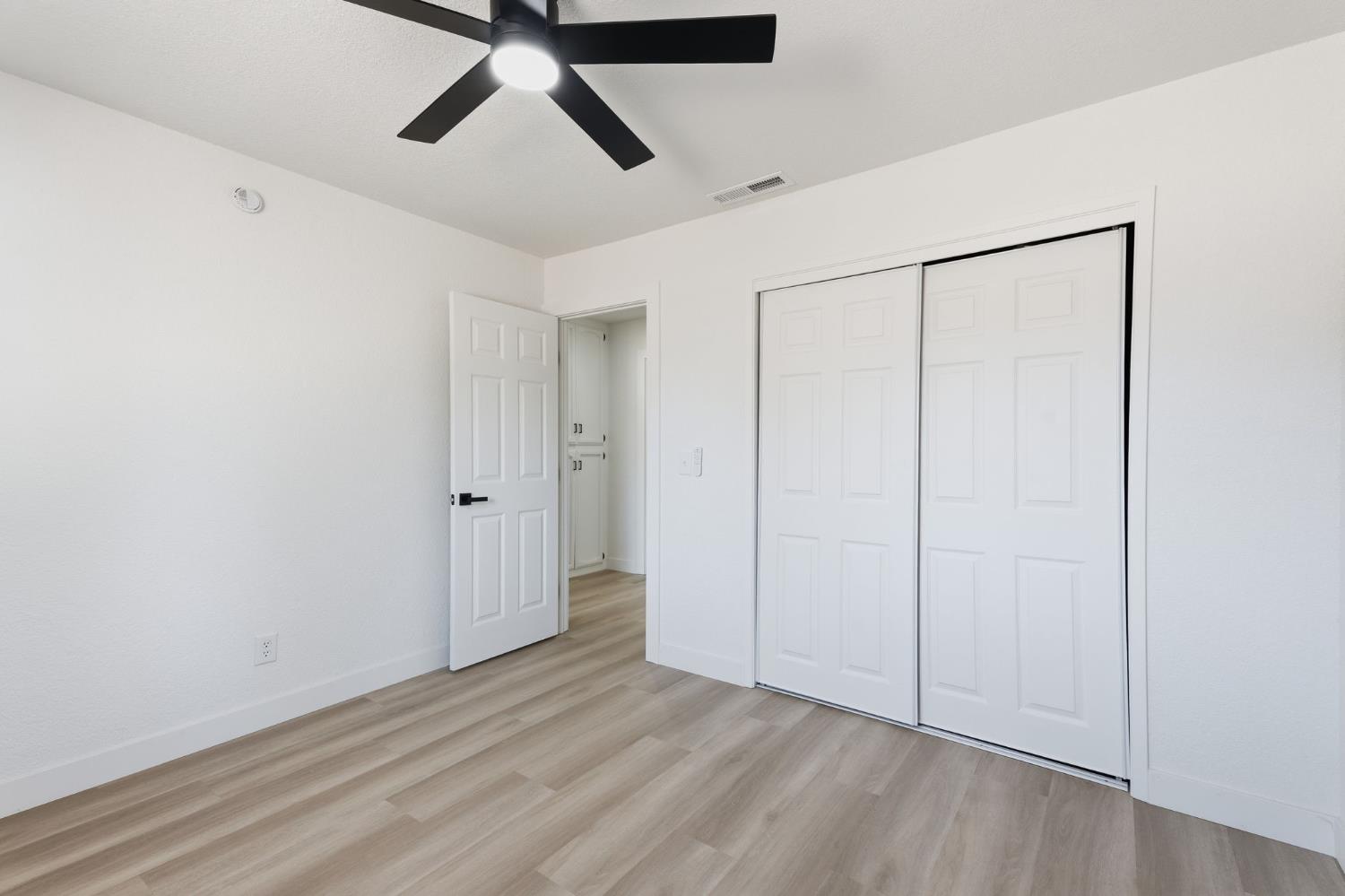 5408 N Salinas Ave, Fresno, CA 93722
