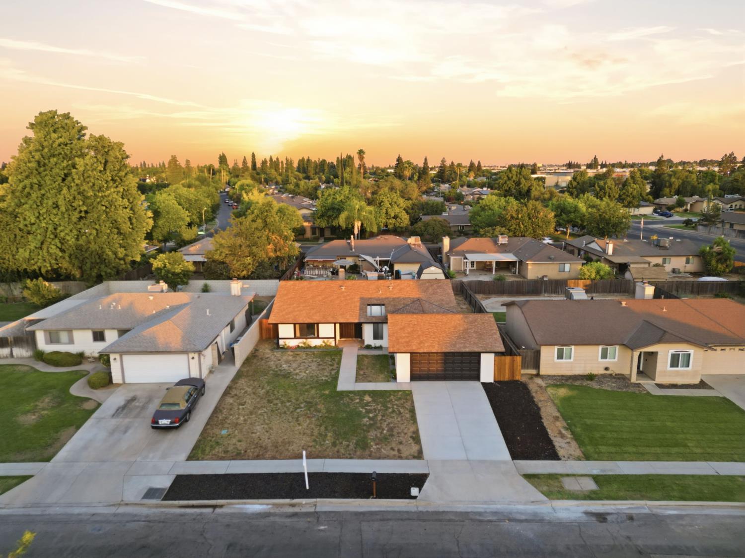 5408 N Salinas Ave, Fresno, CA 93722