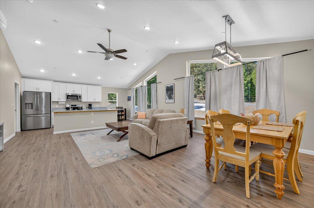 5594 Red Ibis Ct, Mariposa, CA 95338