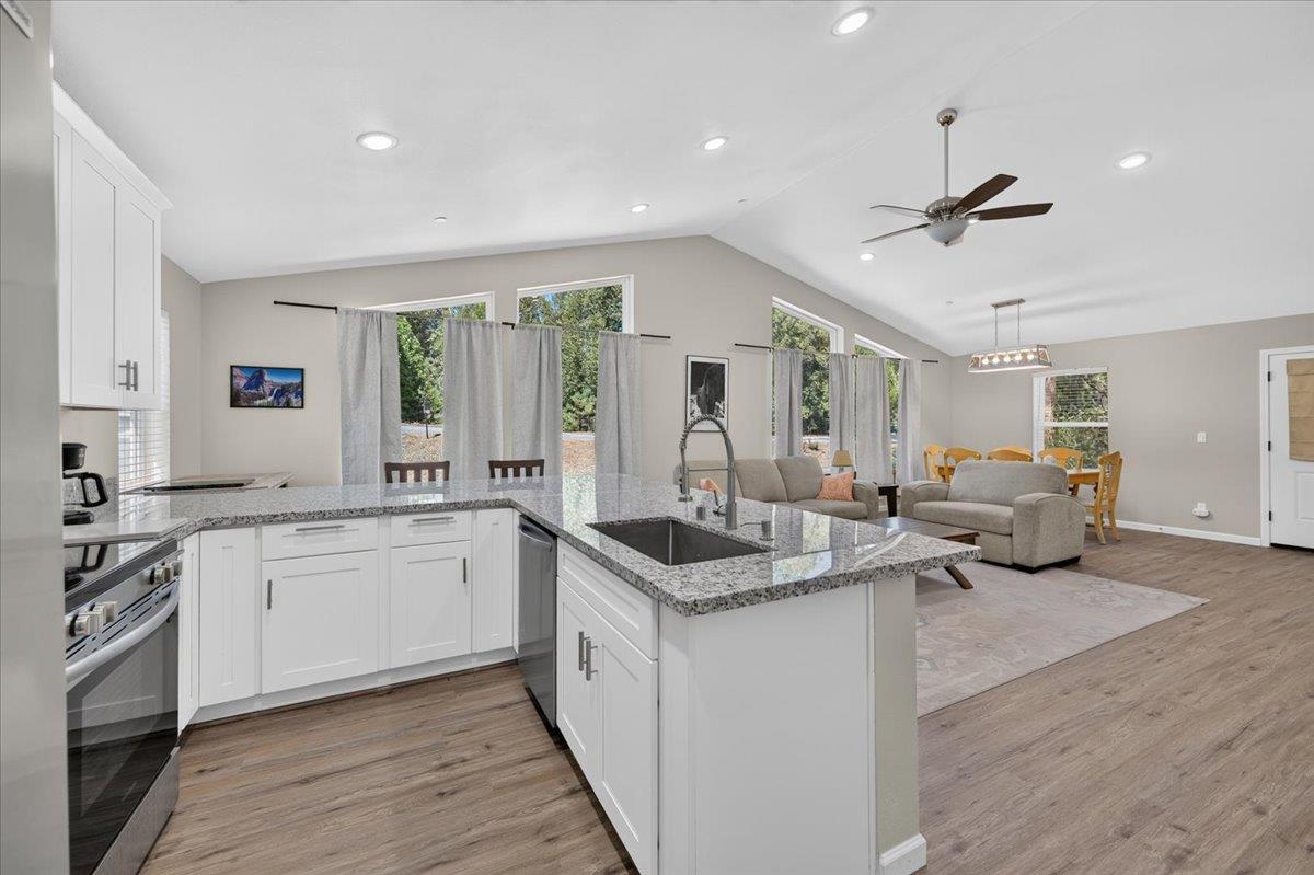 5594 Red Ibis Ct, Mariposa, CA 95338
