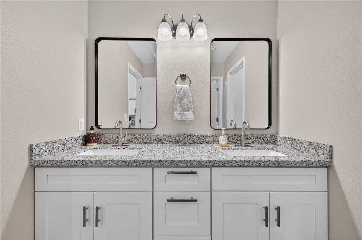 5594 Red Ibis Ct, Mariposa, CA 95338