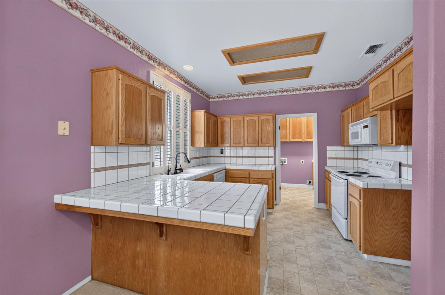 7575 N Trellis Cir, Fresno, CA 93720
