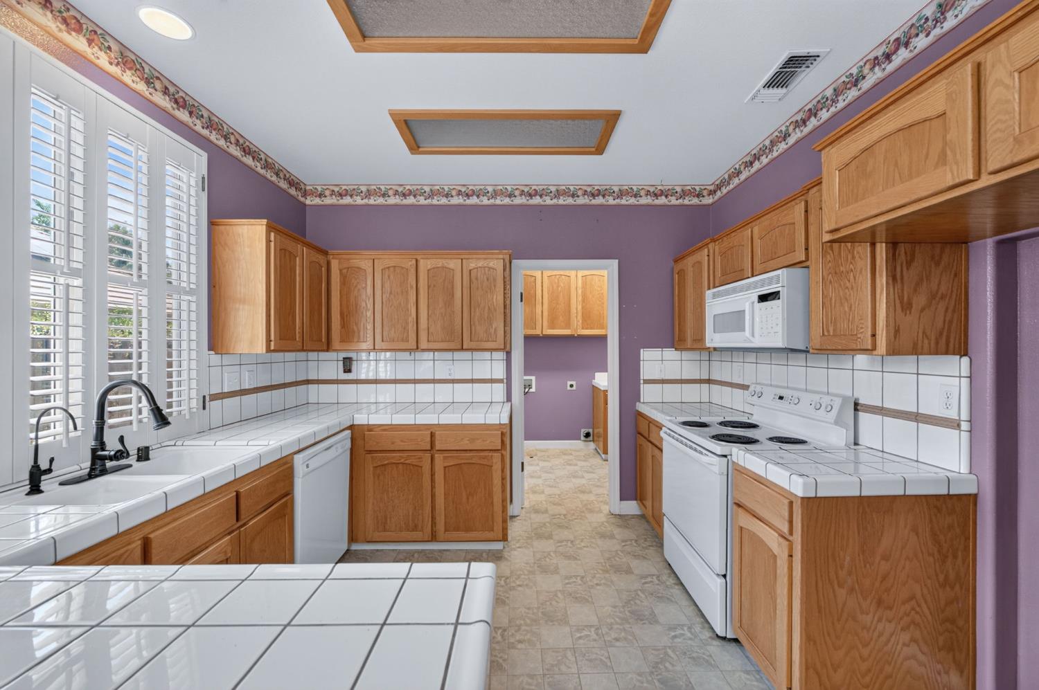 7575 N Trellis Cir, Fresno, CA 93720