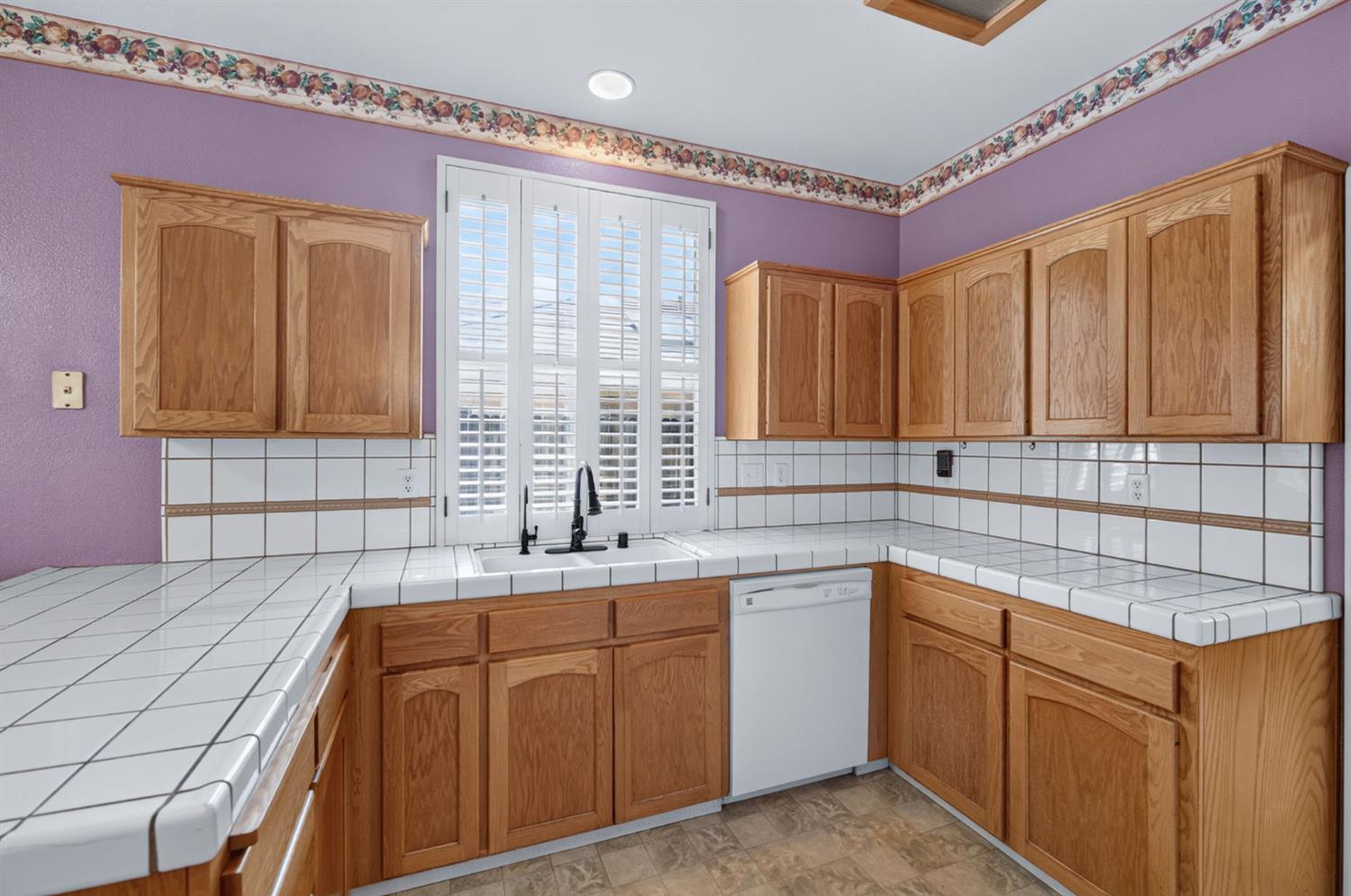 7575 N Trellis Cir, Fresno, CA 93720