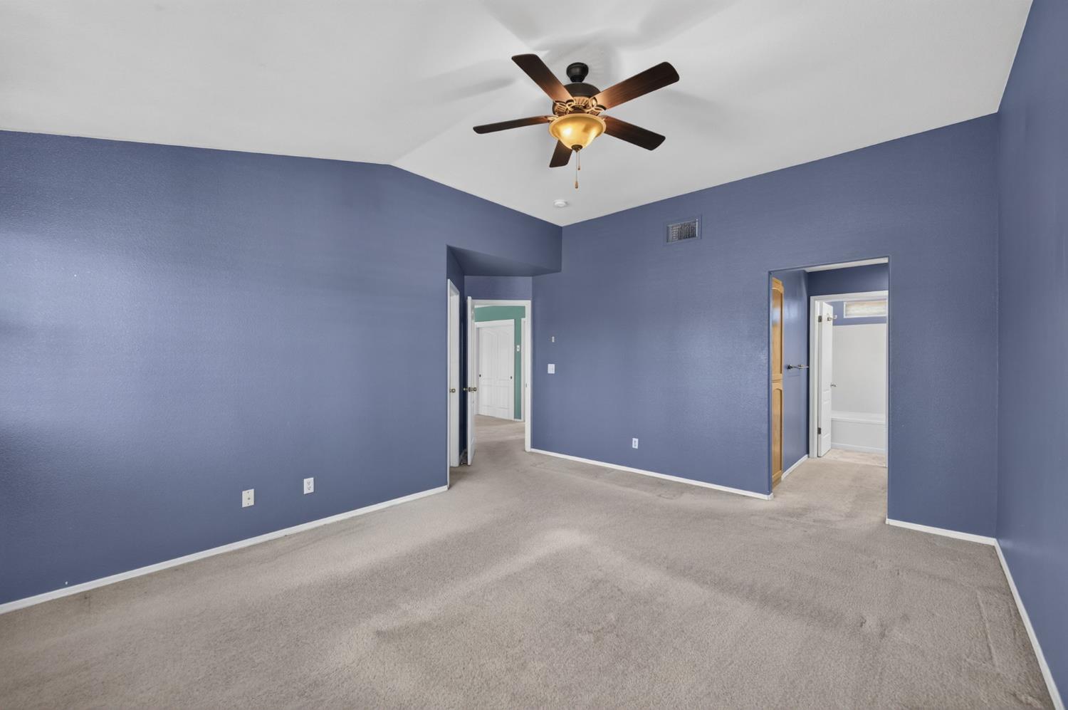7575 N Trellis Cir, Fresno, CA 93720