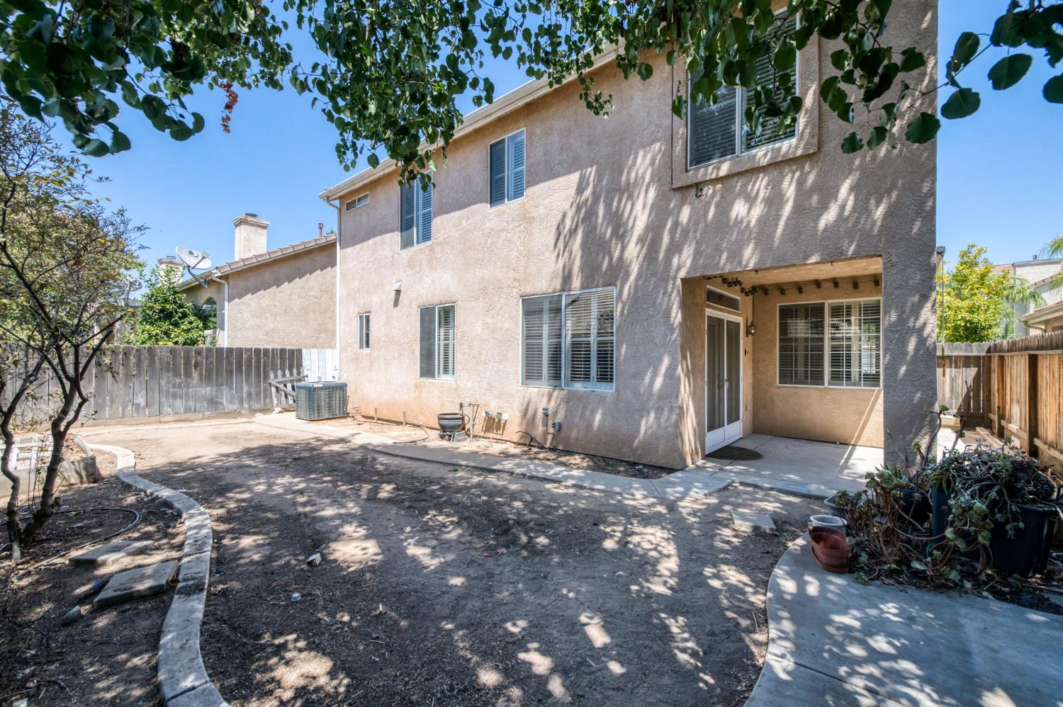 7575 N Trellis Cir, Fresno, CA 93720