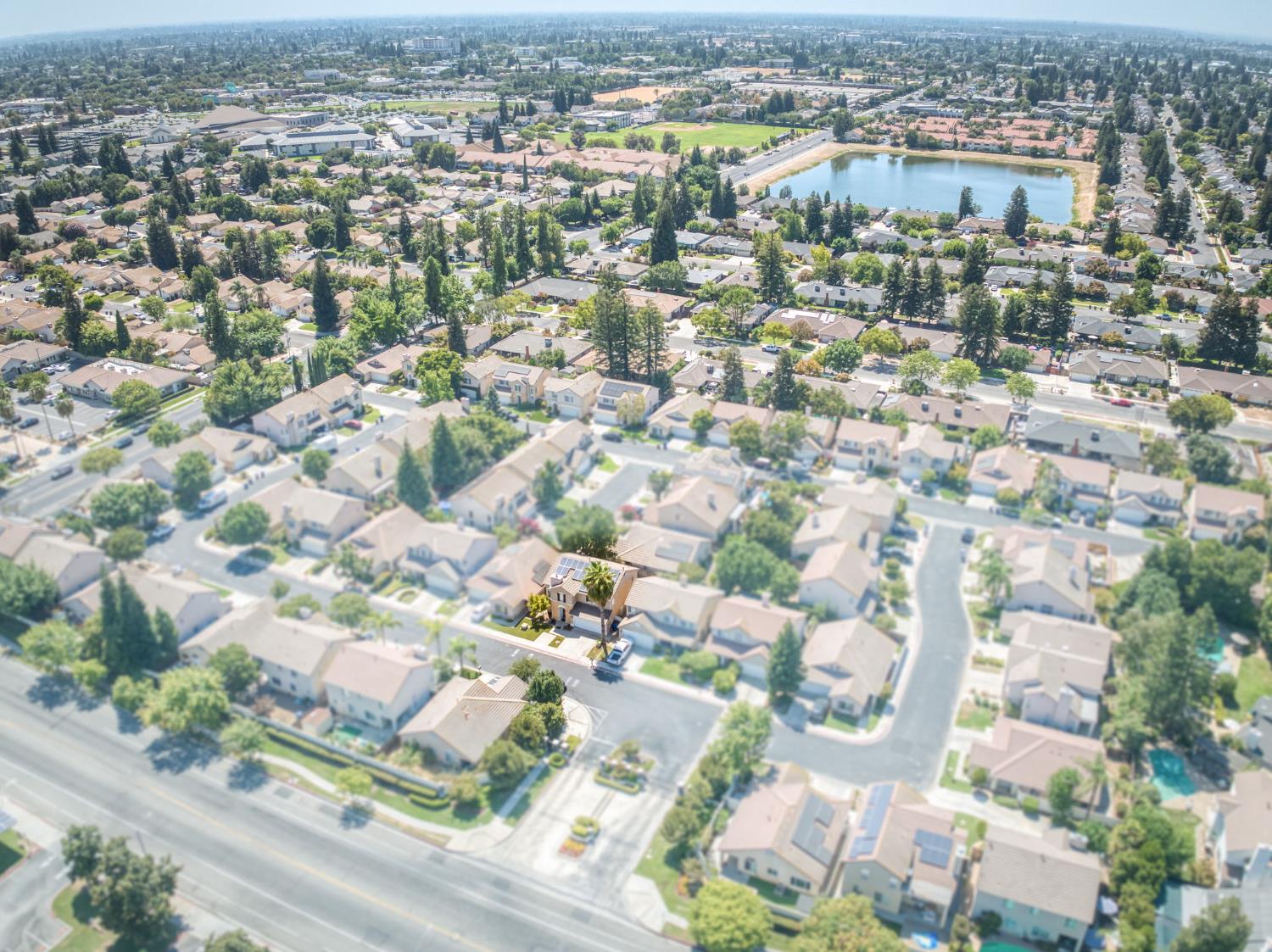 7575 N Trellis Cir, Fresno, CA 93720