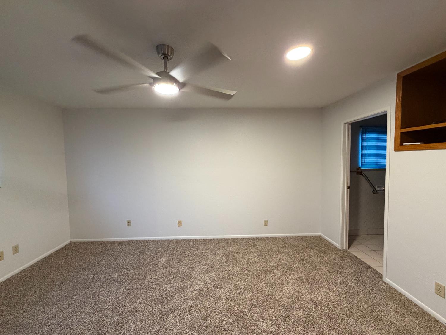 3860 E Rialto, Fresno, CA 93726