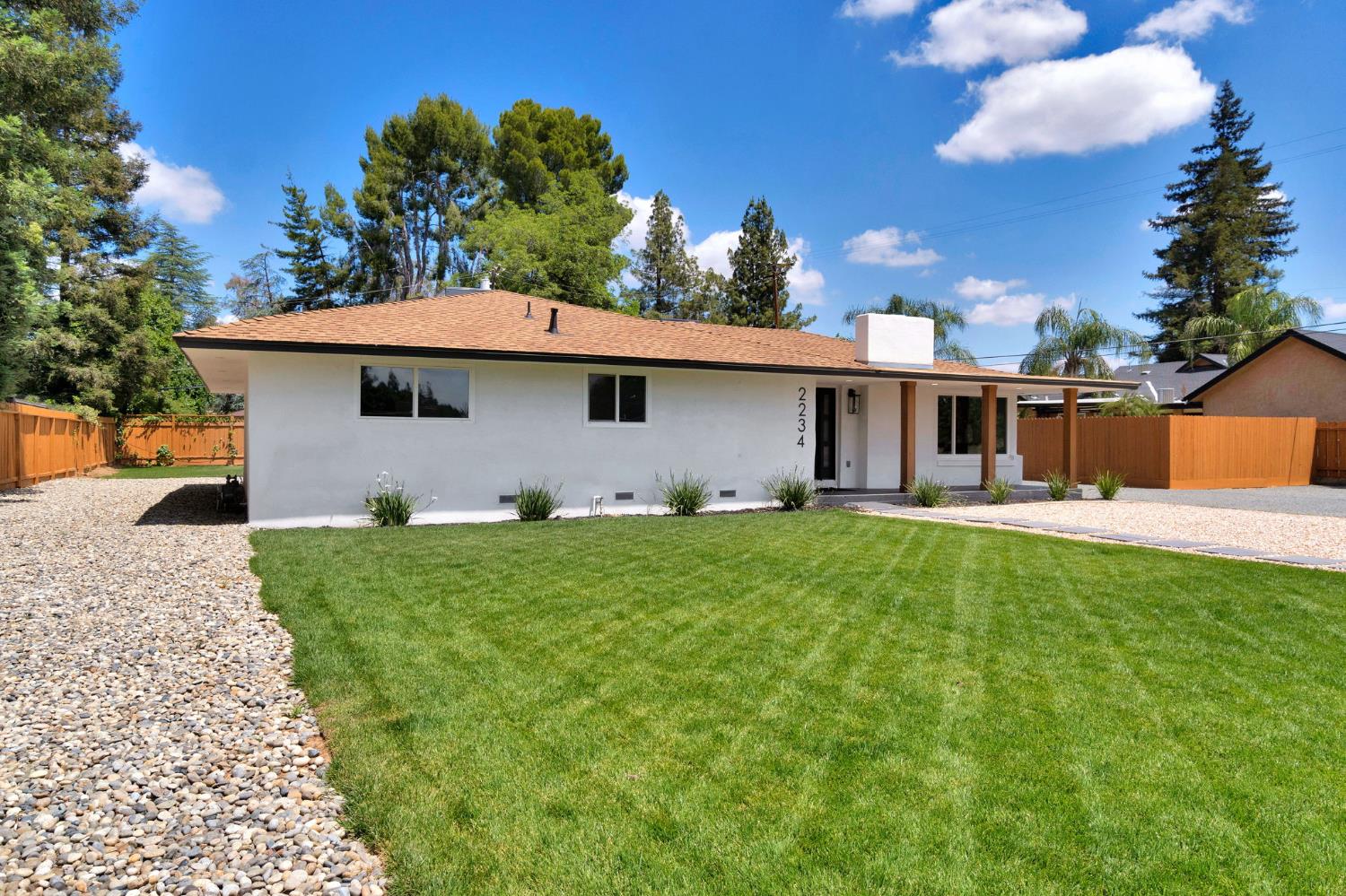 2234 W San Madele, Fresno, CA 93711