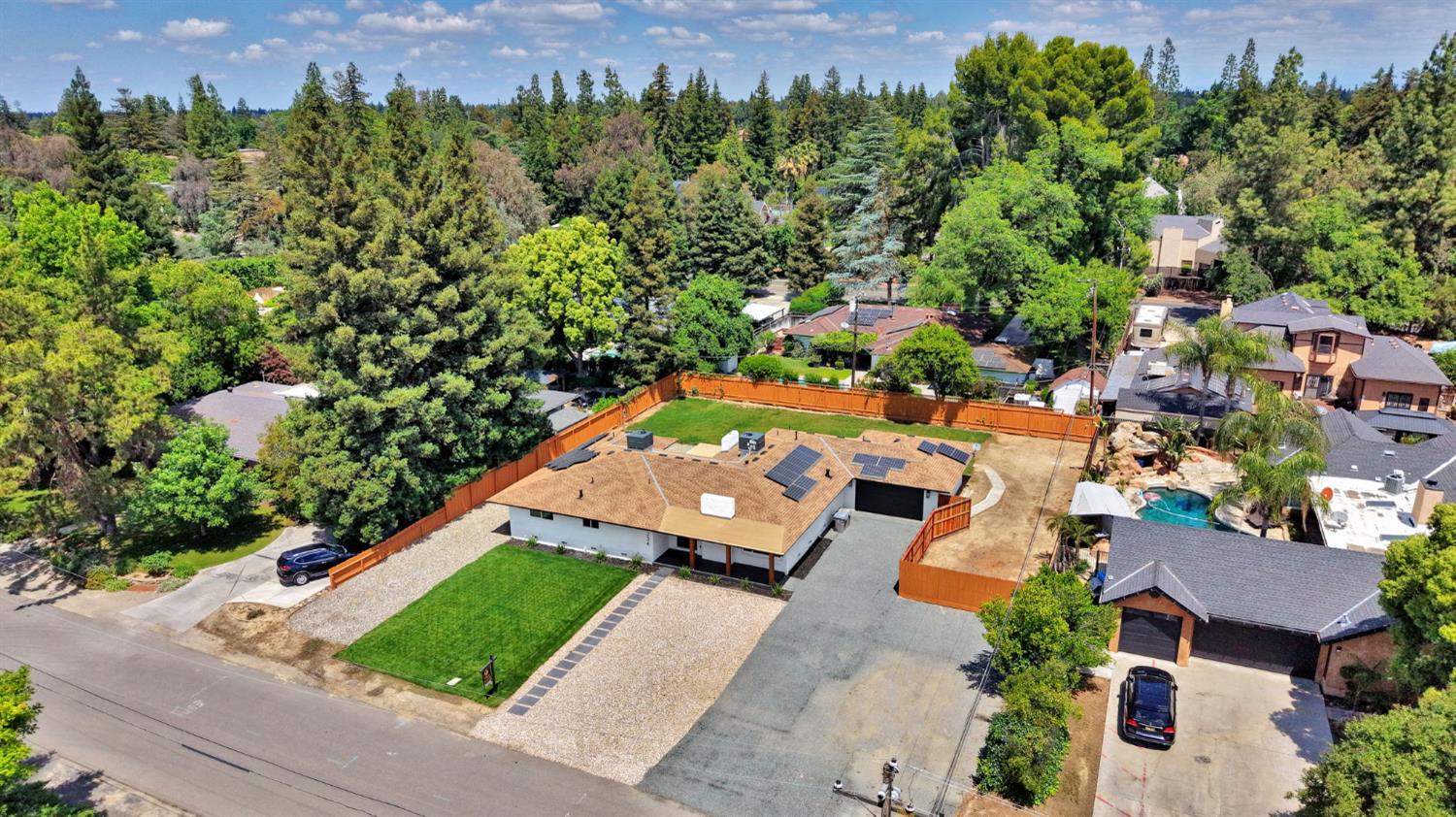 2234 W San Madele, Fresno, CA 93711