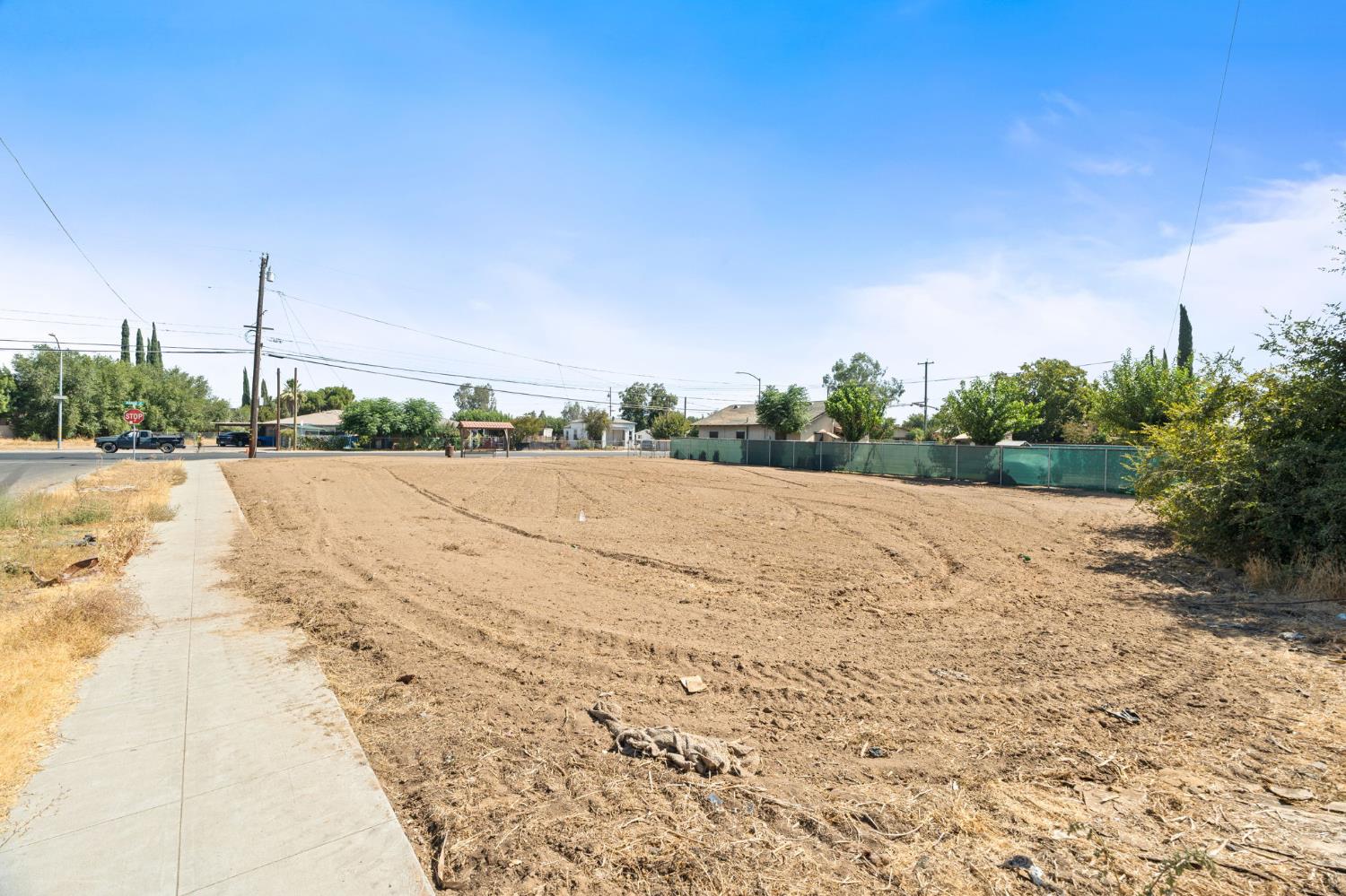 900 Sunrise, Madera, CA 93638