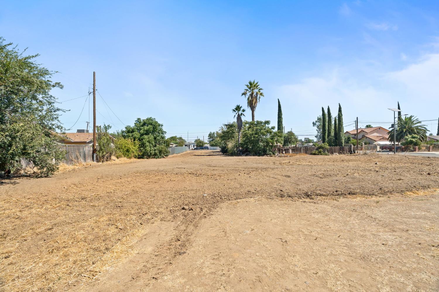 424 Wallace, Madera, CA 93638