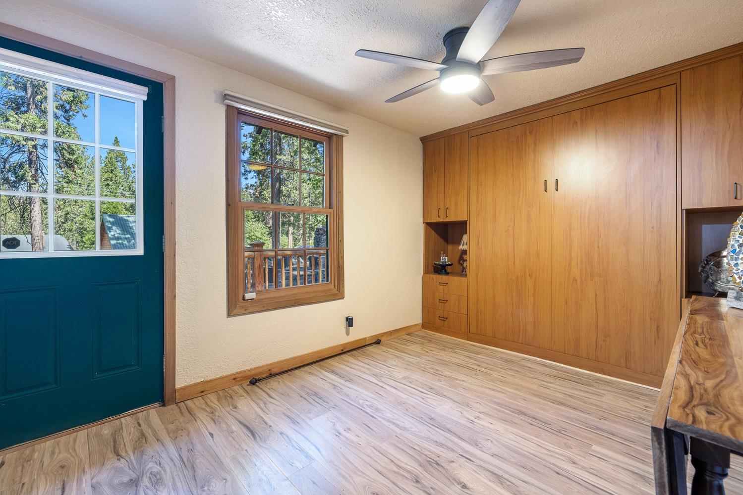 41836 Knobcone Ln, Shaver Lake, CA 93664