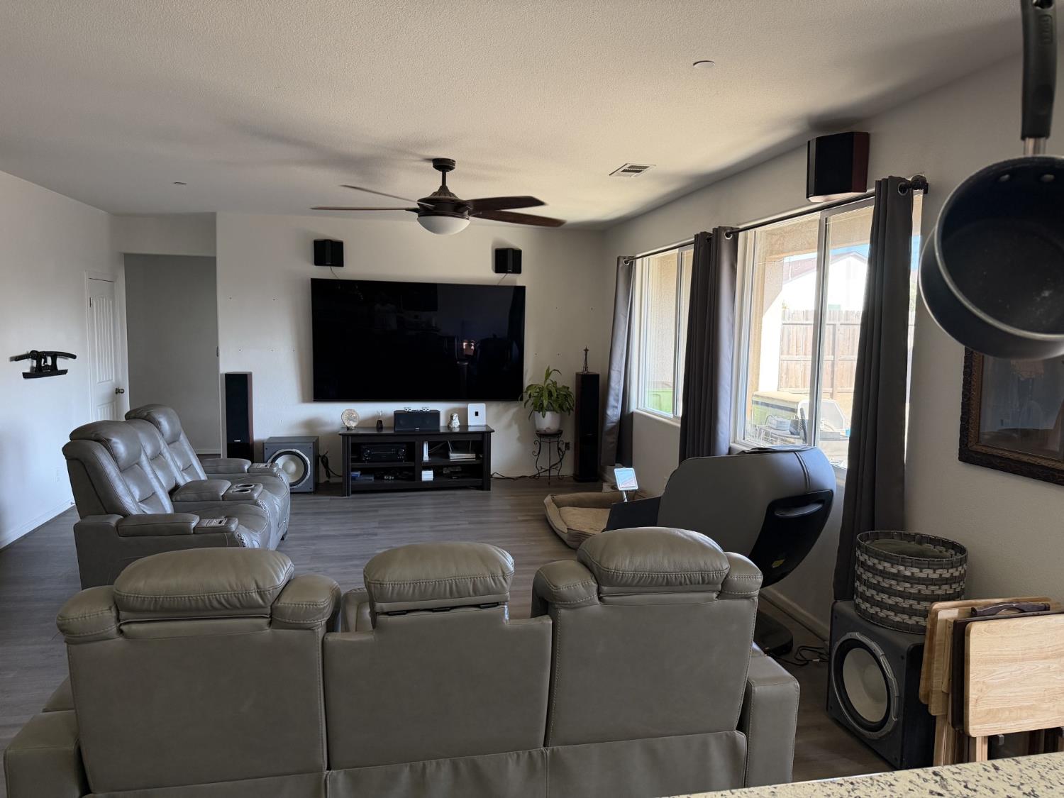 1013 Heirloom Way, Lemoore, CA 93245