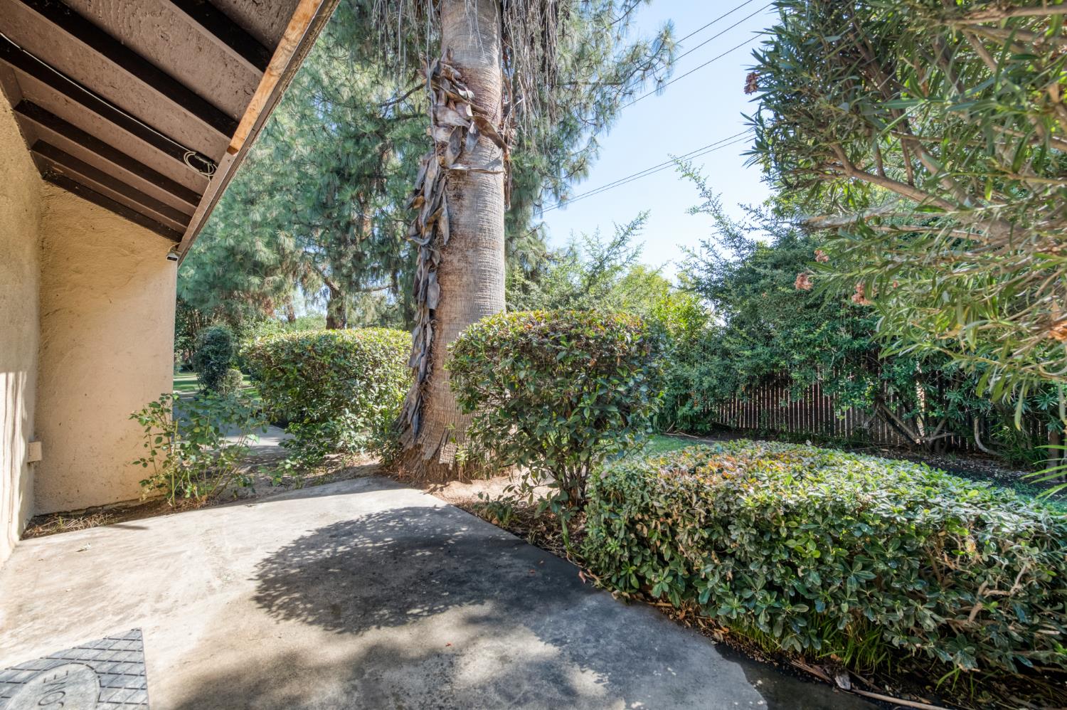 4985 E Butler Ave #105, Fresno, CA 93727
