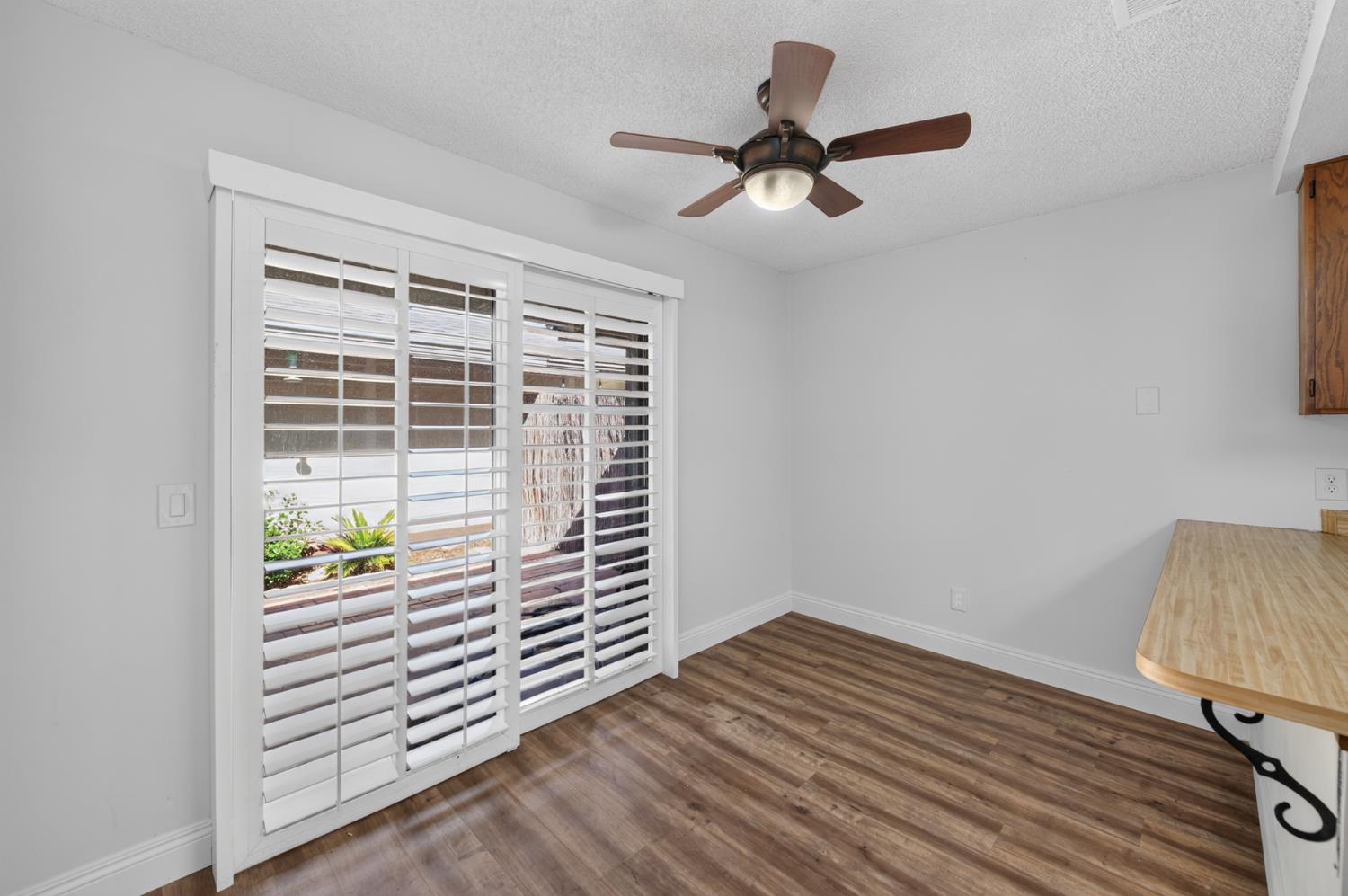 4985 E Butler Ave #105, Fresno, CA 93727