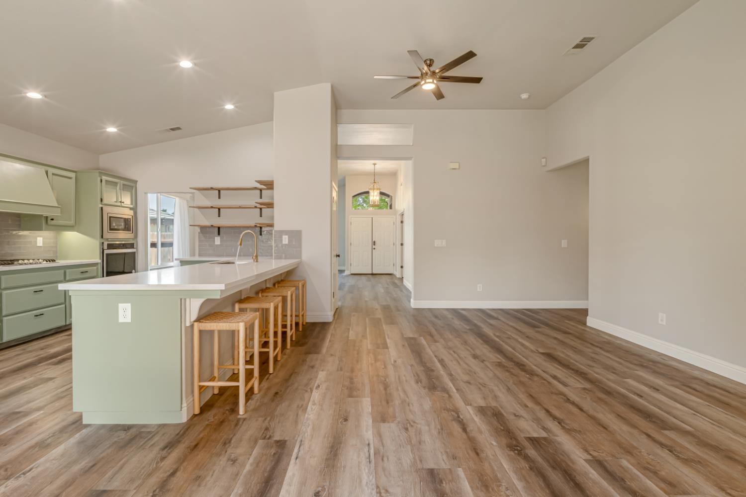 1746 El Paso Ave, Clovis, CA 93611