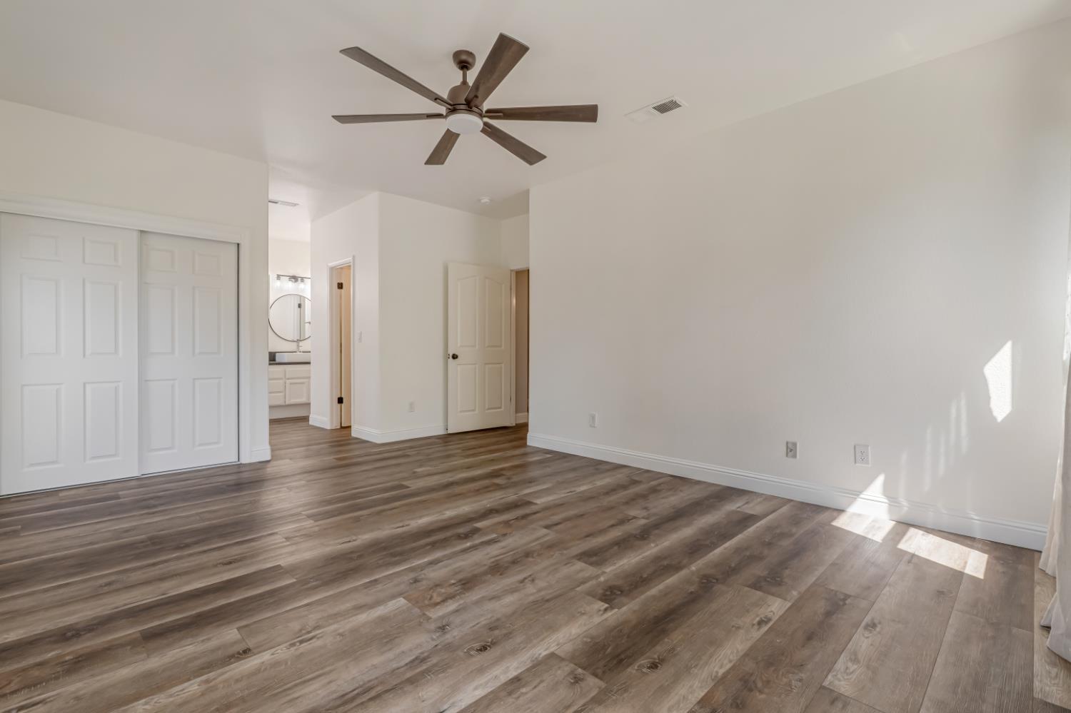 1746 El Paso Ave, Clovis, CA 93611