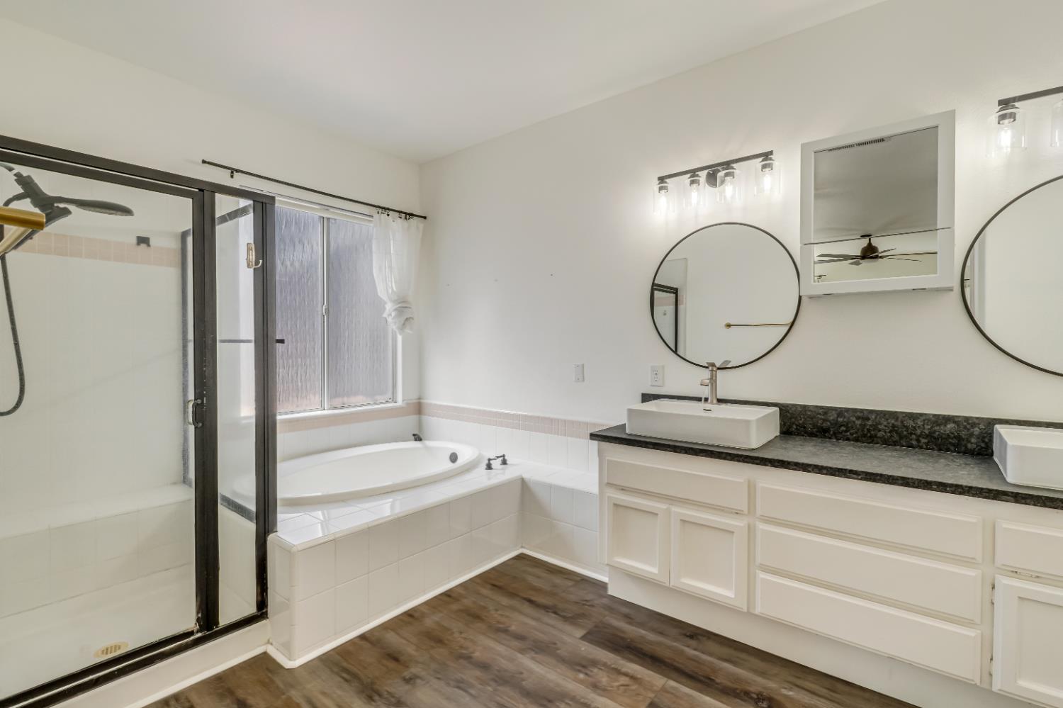 1746 El Paso Ave, Clovis, CA 93611