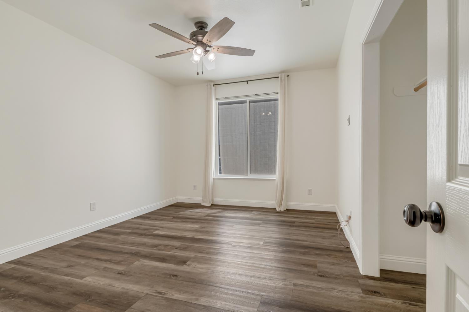 1746 El Paso Ave, Clovis, CA 93611