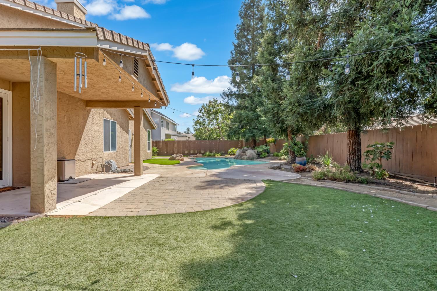 1746 El Paso Ave, Clovis, CA 93611