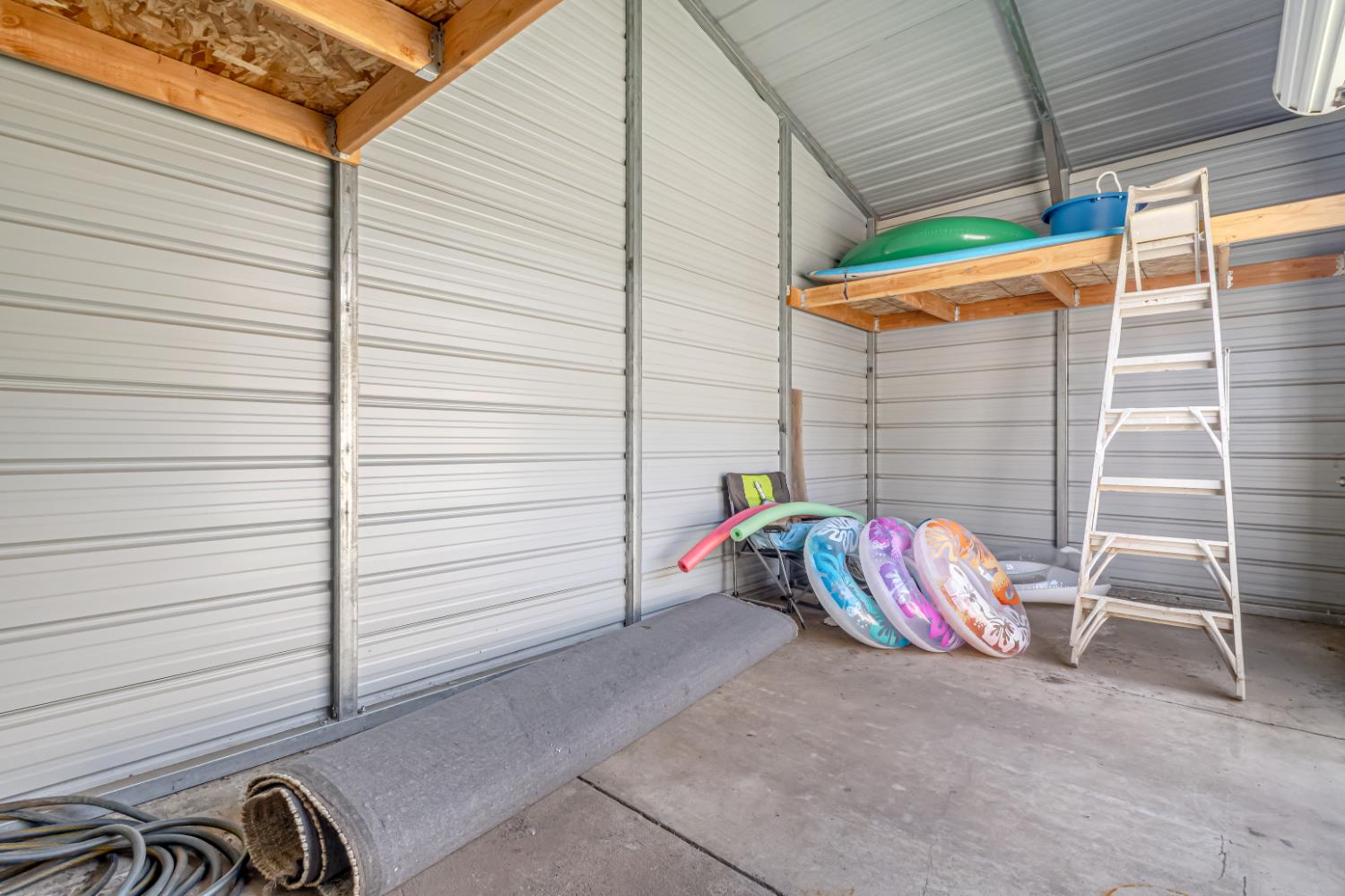 1746 El Paso Ave, Clovis, CA 93611