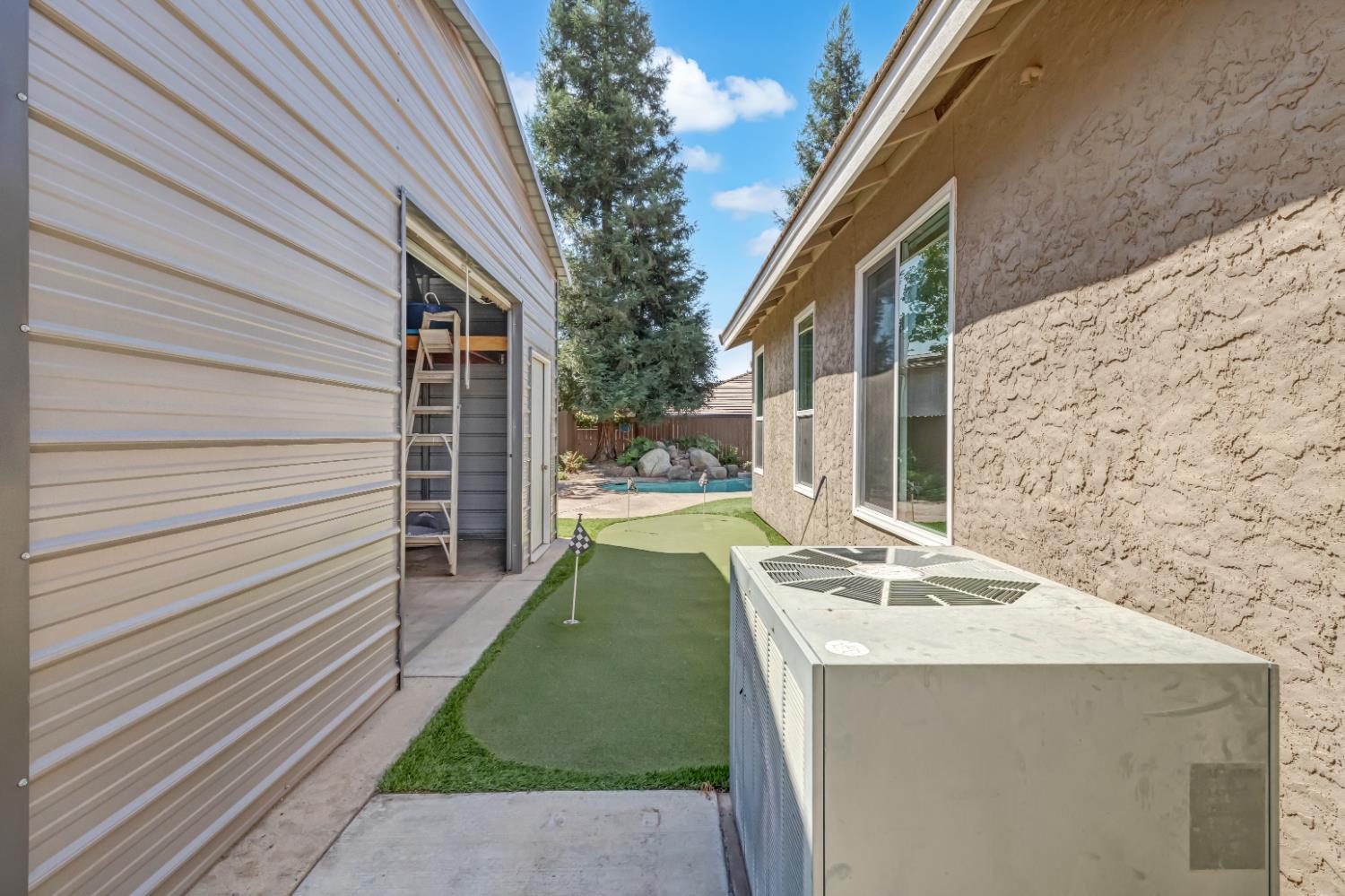 1746 El Paso Ave, Clovis, CA 93611