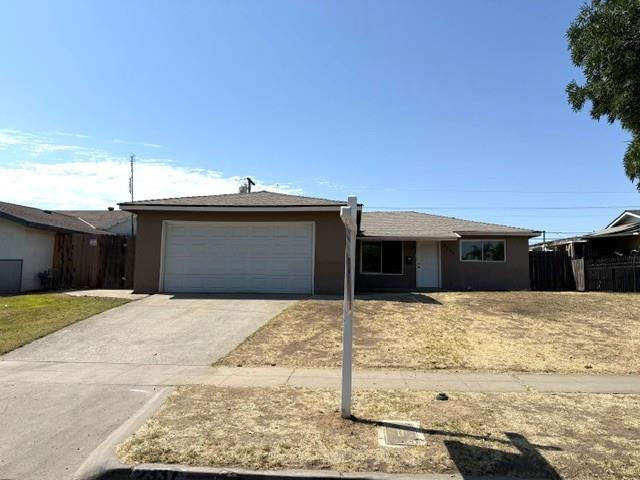 2337 W Shields Ave, Fresno, CA 93705