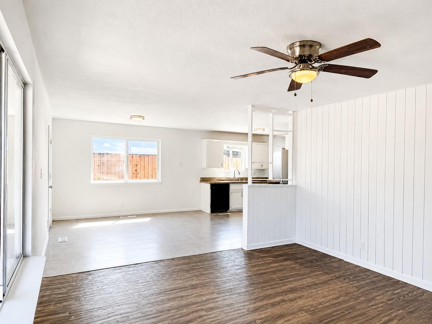 2337 W Shields Ave, Fresno, CA 93705