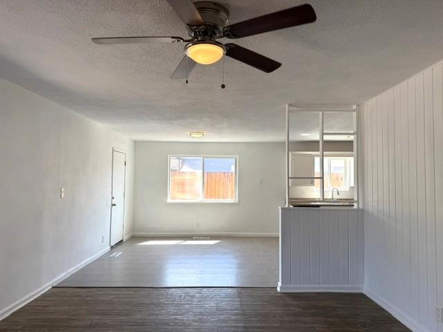 2337 W Shields Ave, Fresno, CA 93705