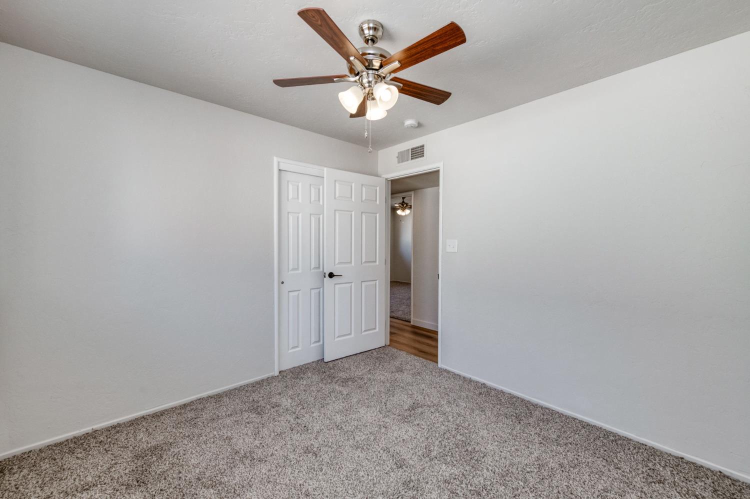 2605 E Sussex Way, Fresno, CA 93726