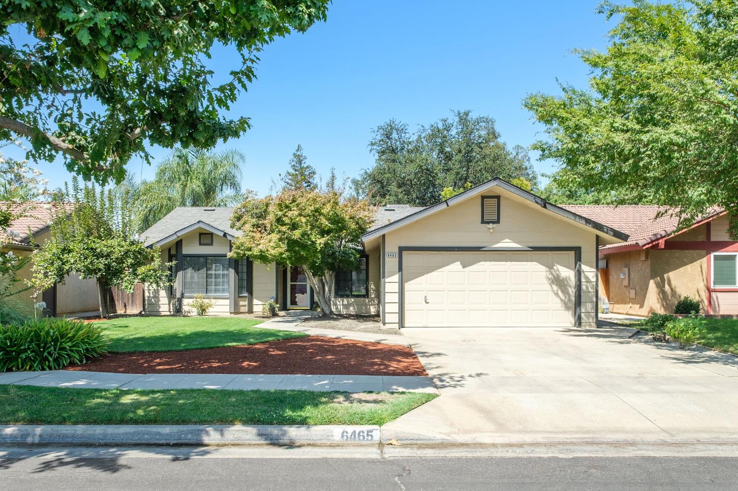 6465 N Cornelia Ave, Fresno, CA 93722