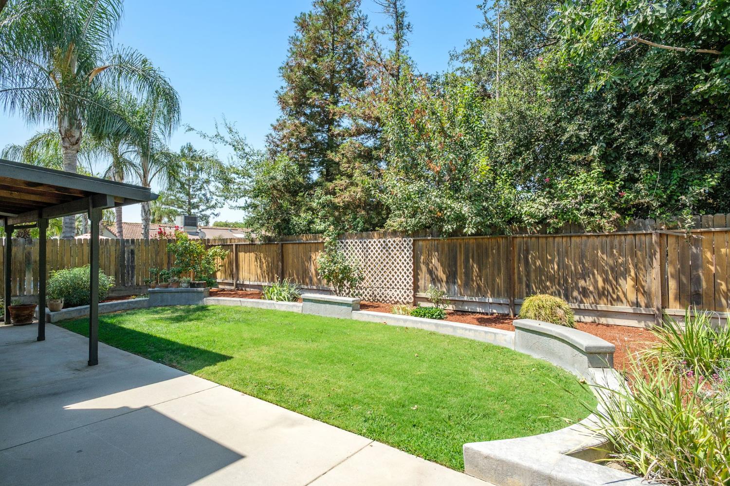 6465 N Cornelia Ave, Fresno, CA 93722