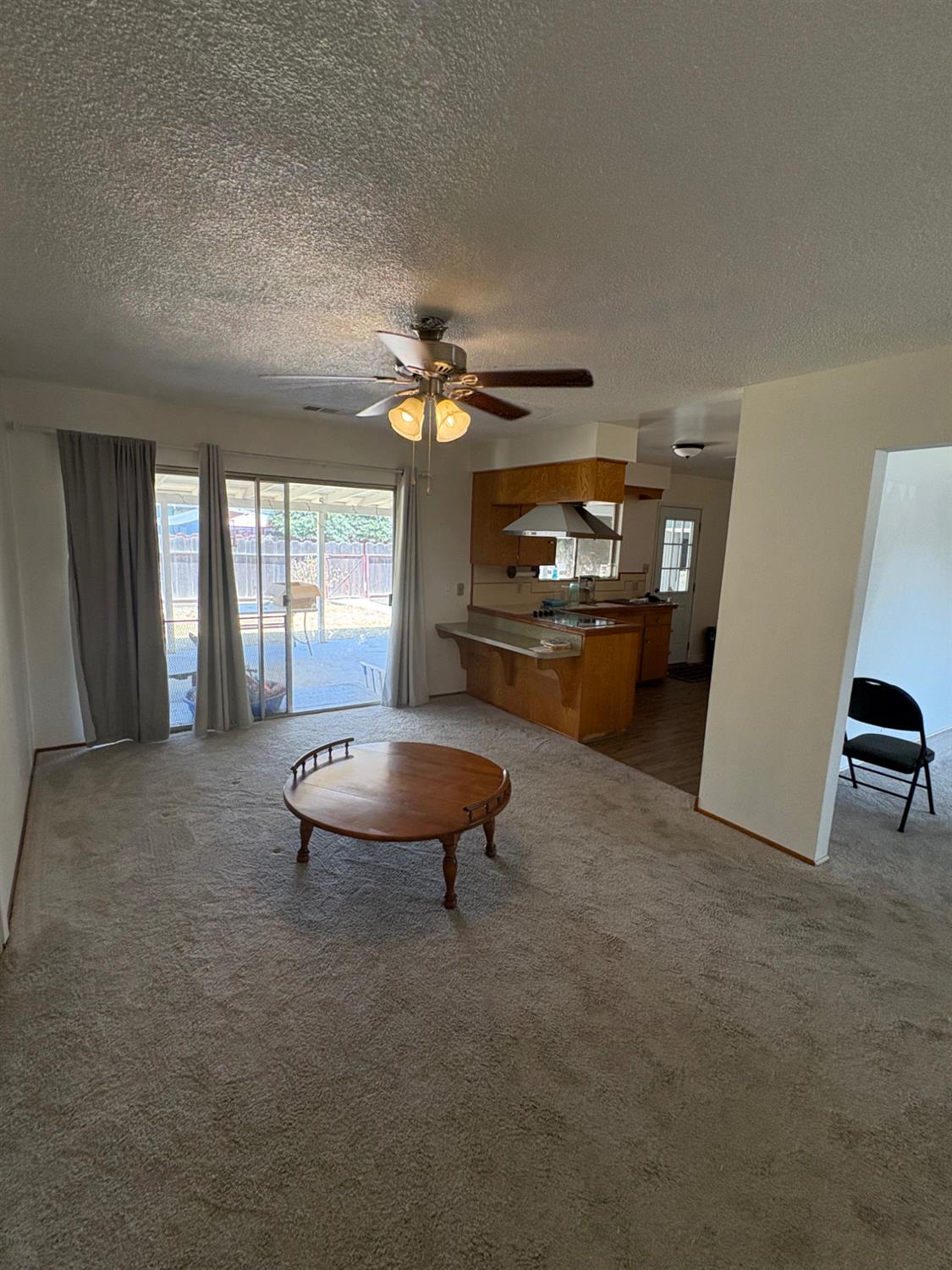 2106 5Th St, Sanger, CA 93657