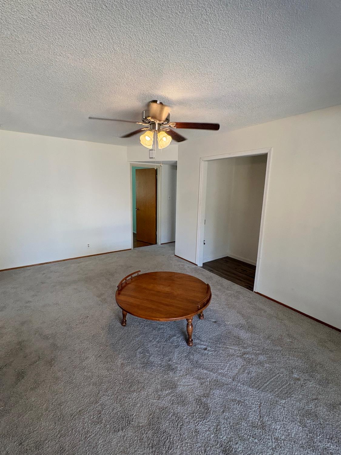2106 5Th St, Sanger, CA 93657