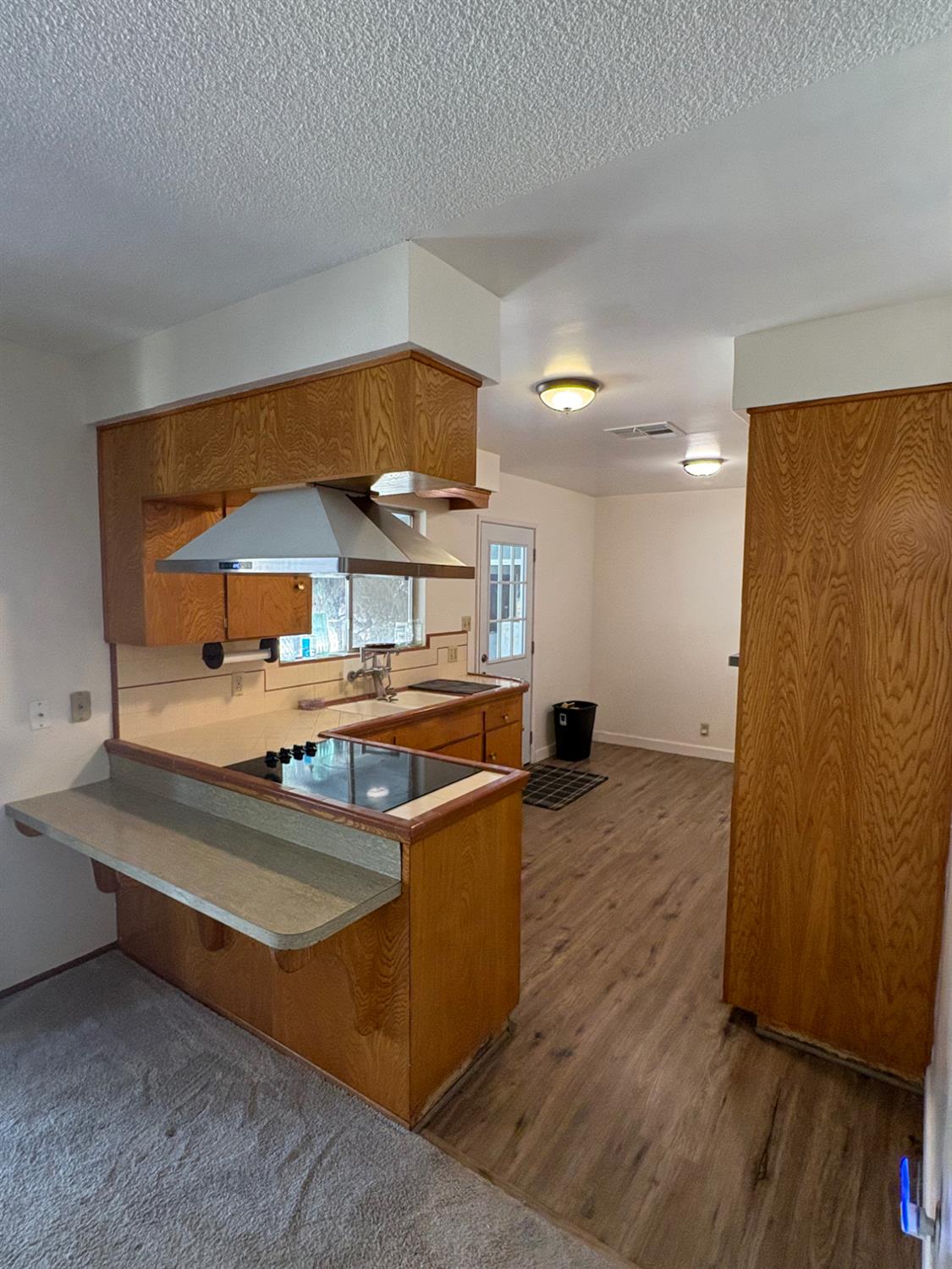 2106 5Th St, Sanger, CA 93657