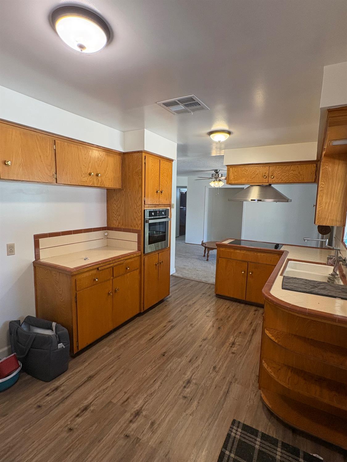 2106 5Th St, Sanger, CA 93657