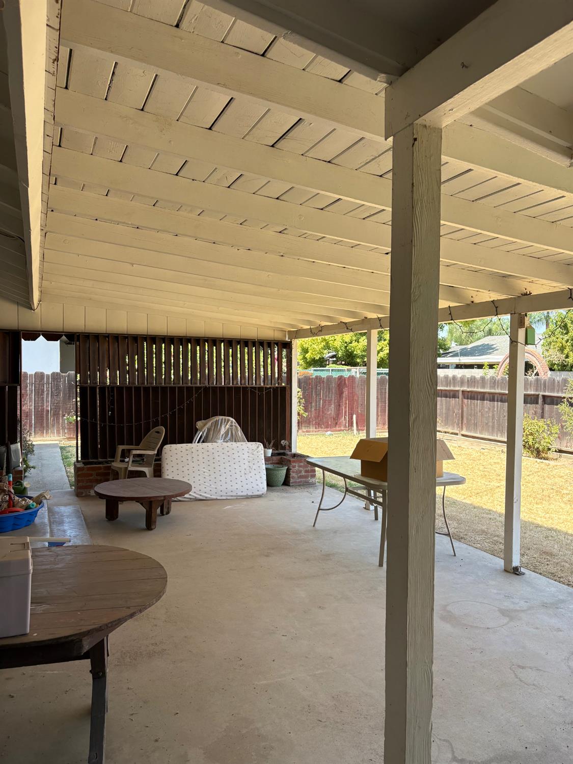 2106 5Th St, Sanger, CA 93657