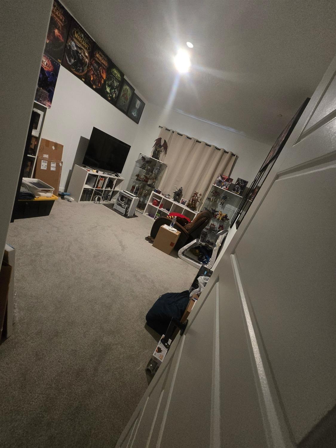 702 Atlantica Dr S, Madera, CA 93636