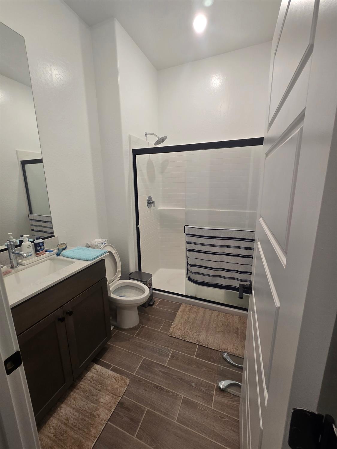 702 Atlantica Dr S, Madera, CA 93636