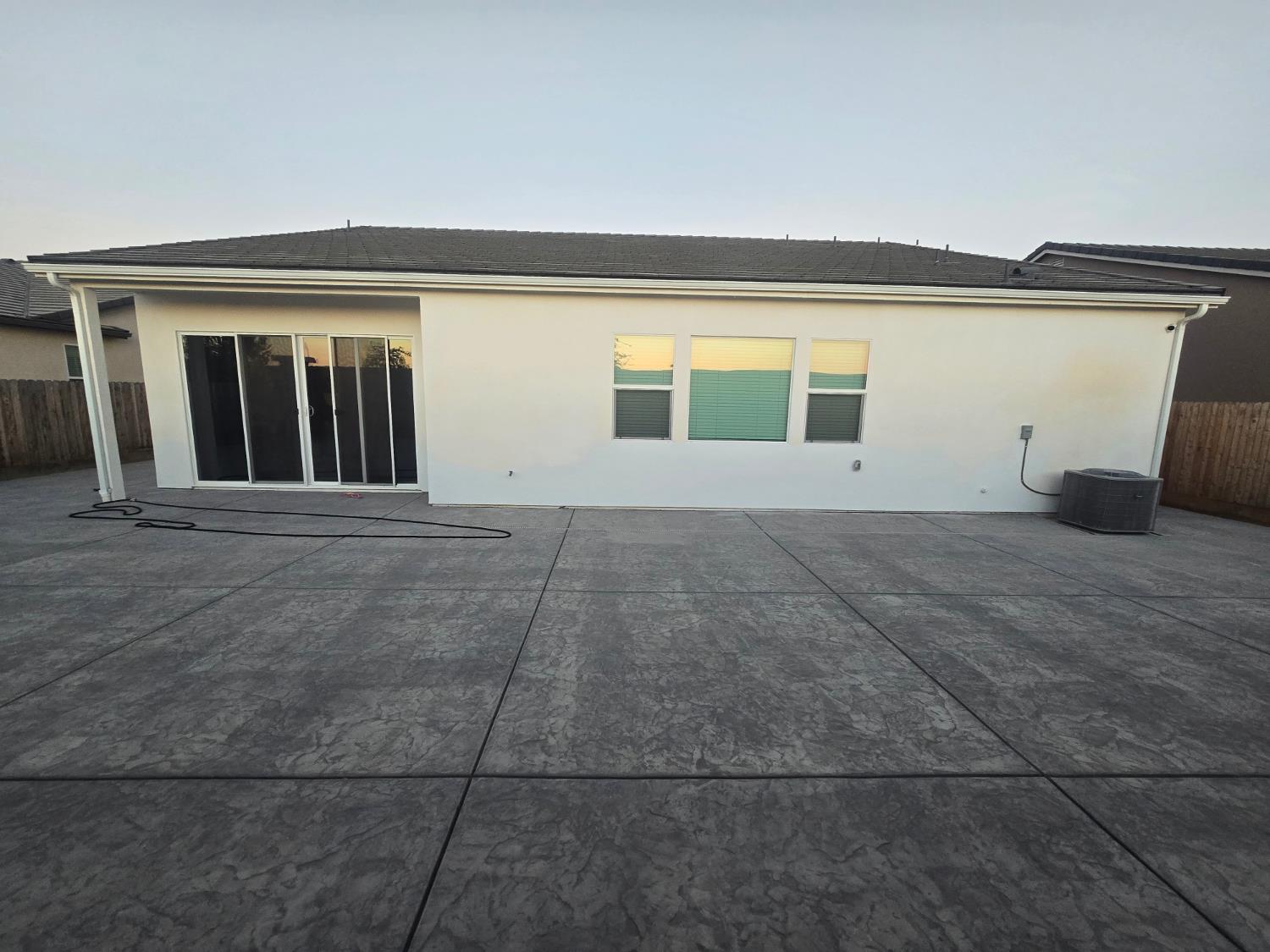 702 Atlantica Dr S, Madera, CA 93636